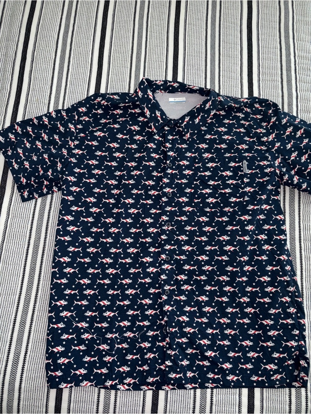 Columbia Navy Short-Sleeve Button-Down Shirt with Red & White Fish Print